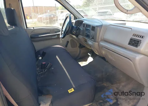 2001 Ford F-250 Xl/Xlt z USA, uszkodzony, nr VIN 1FDNF20L91EB07946